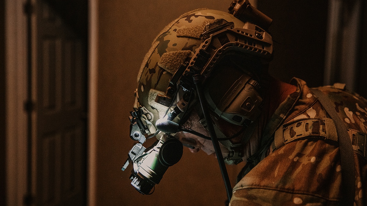 Introducing RAILINK® Powered and Data-Enabled ARC Rails for FAST® Helmet Systems